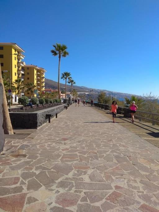 Apartamento Con Vistas Al Mar, Piscina Y Wifi 坎德拉里亚 外观 照片